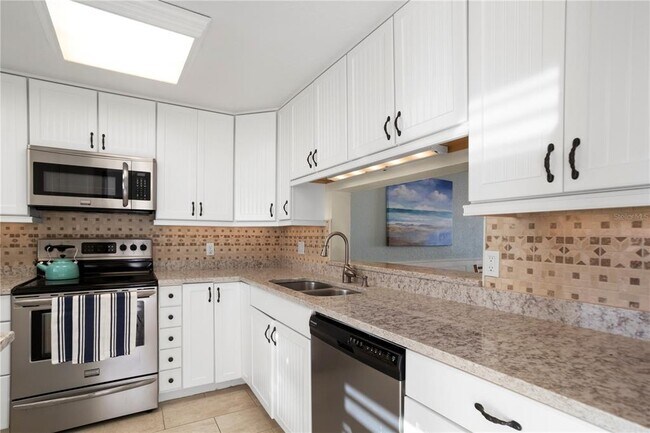 Photo - 18304 Gulf Blvd Unit 408