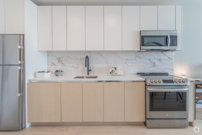 Photo - PLG 123 Linden Apartments