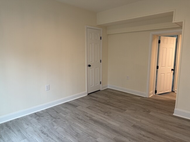 Photo - 113 E Addition St