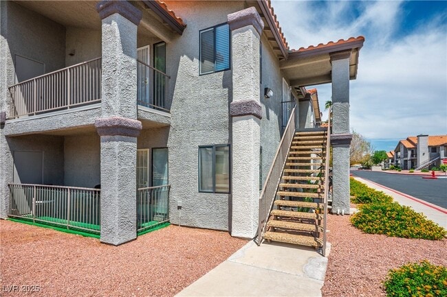 Photo - 1575 W Warm Springs Rd Condo Unit 2122