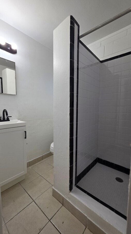 Photo - Studio Apartment Unit 319-3