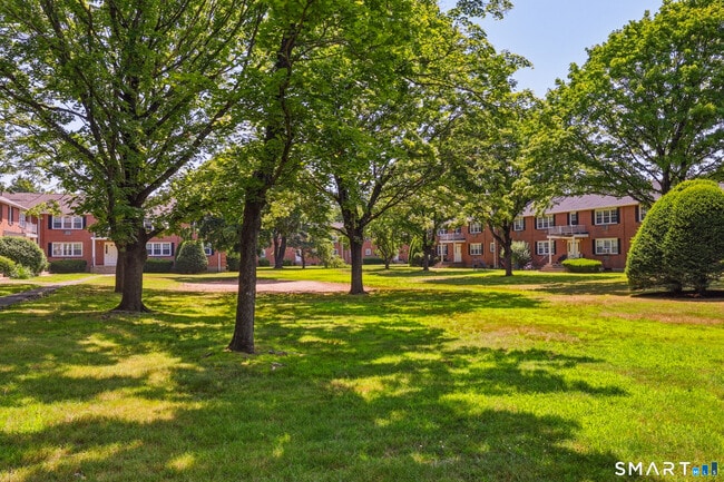 Photo - 9 Grandview Dr Unit 47B