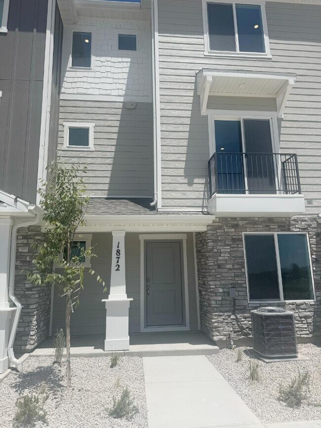 Building Photo - 1872 E Thunder Ln Rental