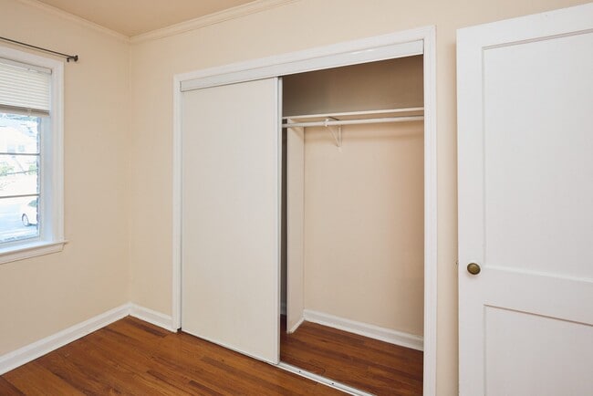 Photo - 1339 Briarwood Dr NE