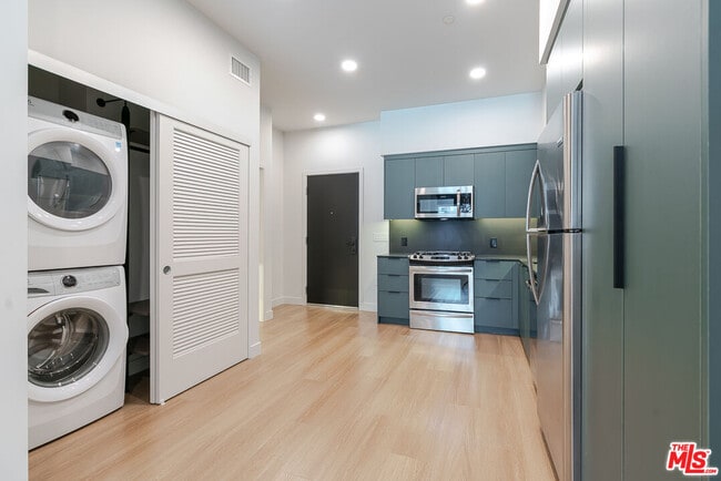 Photo - 10601 Washington Blvd Unit 212