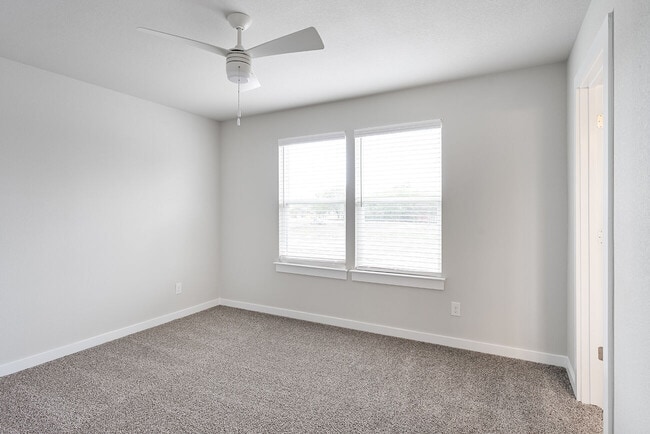 Photo - Evans Street