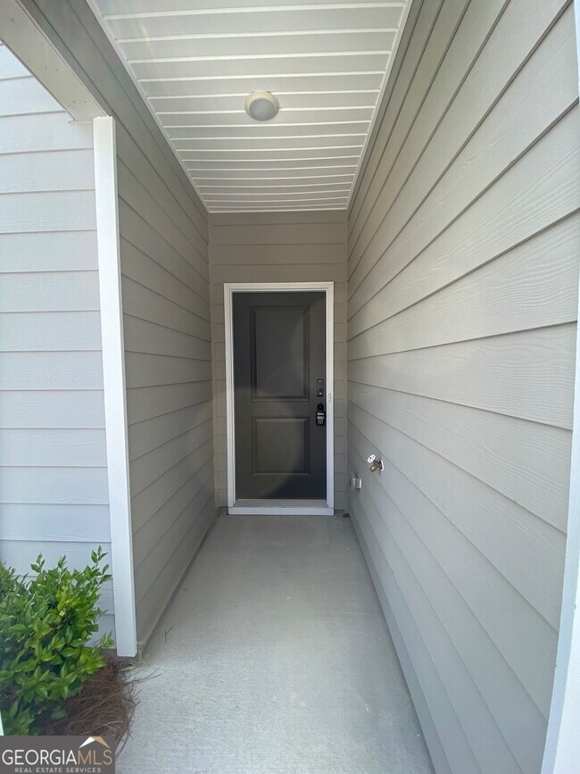 Photo - 1182 Westhampton Wy