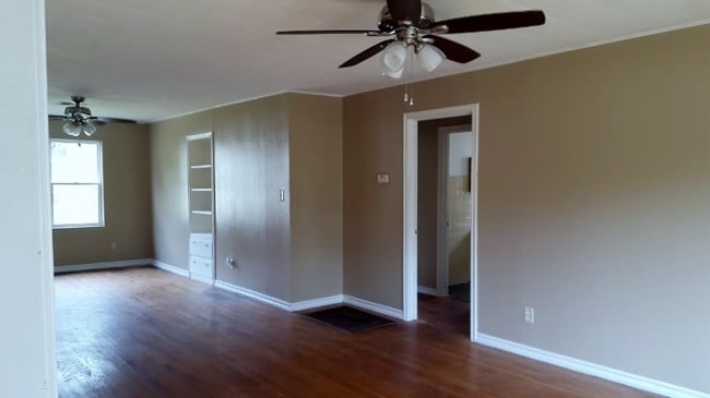 Photo - 2030 W Arrowhead Dr