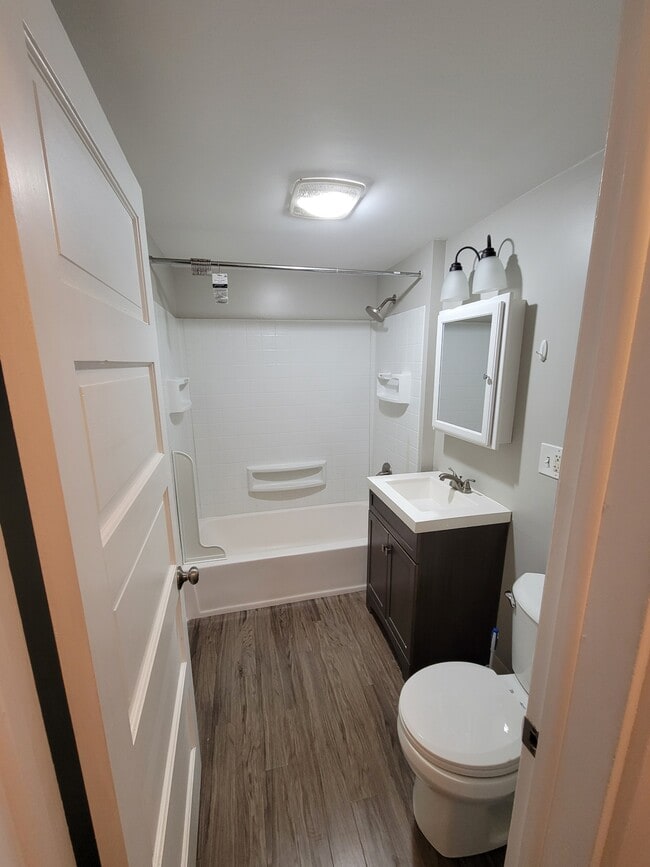 Photo - 915 2nd St Unidad #2