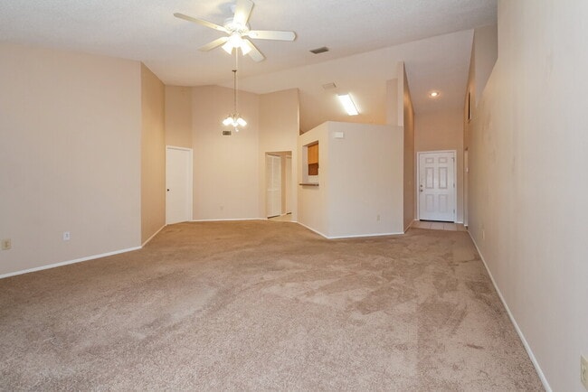 Photo - 12906 Longcrest Dr