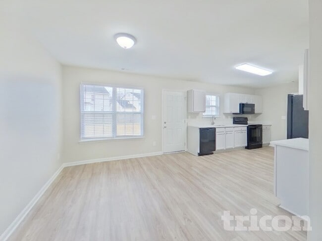 Photo - 7117 Roaming Path Ct