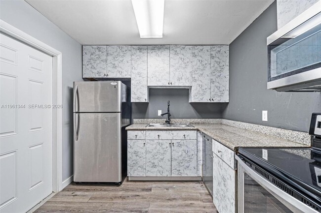 Photo - 15205 NE 6th Ave Unit D305