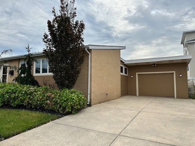 Photo - 3004 Winchester Ave