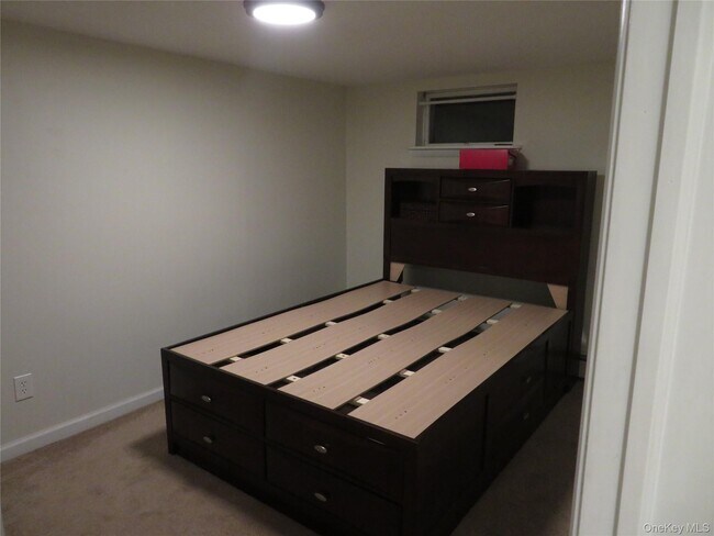 Photo - 17 Chimney Ln