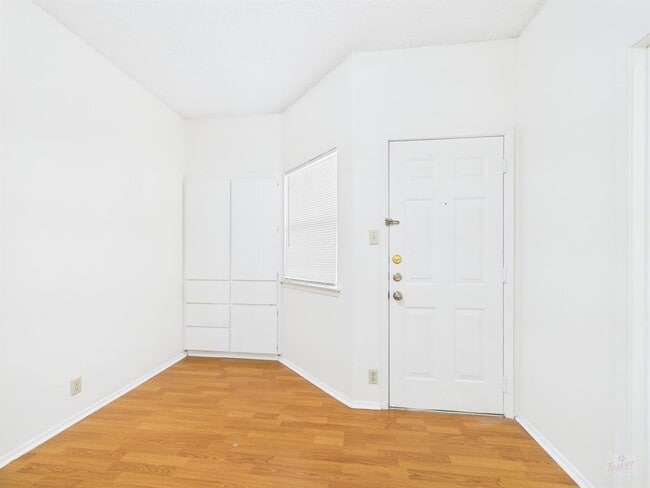 Photo - 2604 Salado St Unit 204