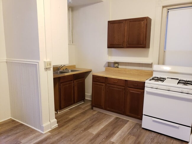 Photo - 1330 Hamilton St Unidad 1330 Hamilton St - B (Side 1st Flr)