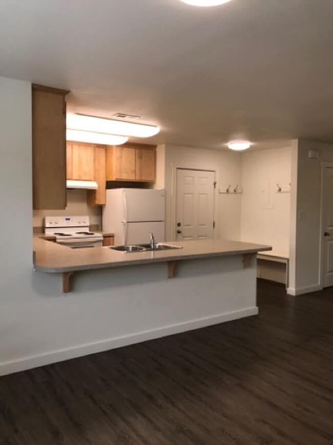 Photo - 592 Monroe St Unit 201