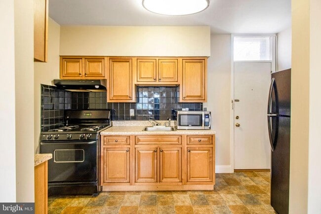 Photo - 2921 Pennsylvania Ave. SE Apartment Unit 4