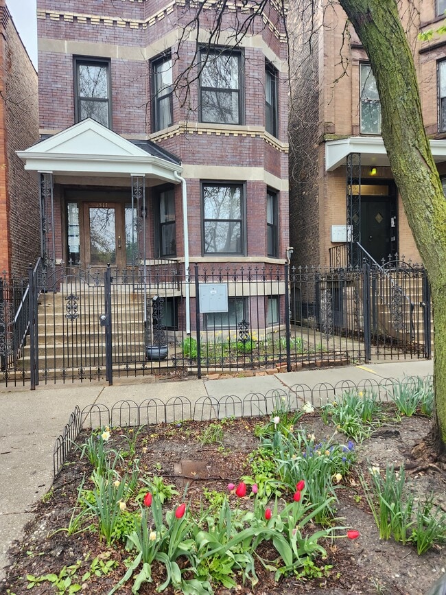 Photo - 1517 N Bell Ave Unit 3