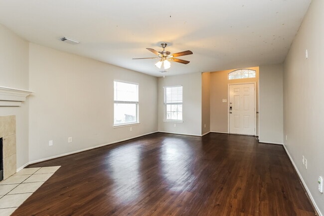 Photo - 12134 Carriage Oak Cir
