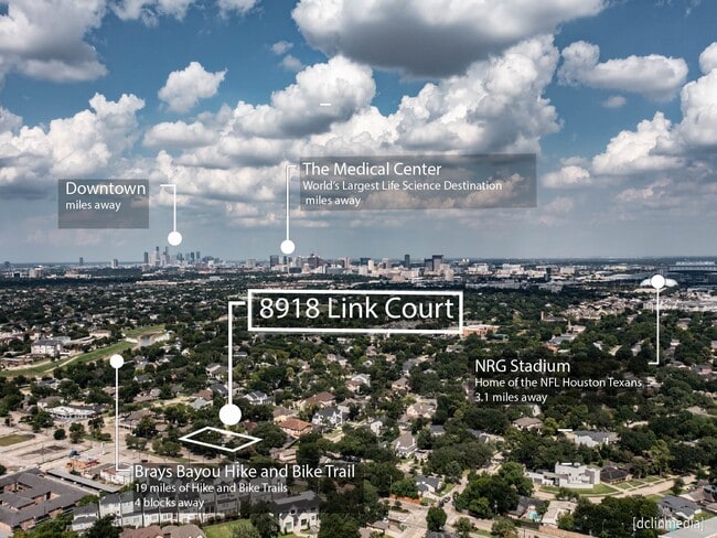 Building Photo - 8918 Link Ct
