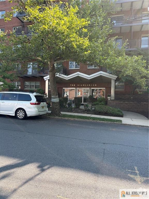 Building Photo - 123 S Adelaide Ave Unit 3F Rental