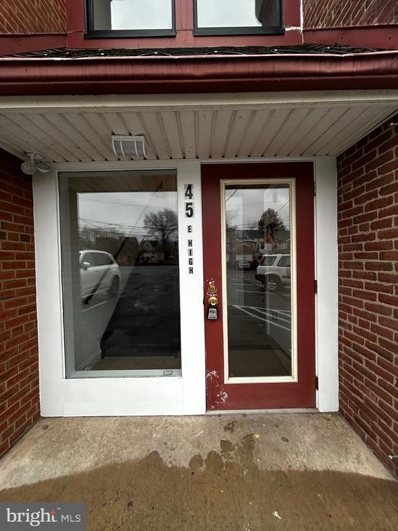 Photo - 45 E High St Unit 2ND FLOOR/2 BEDROOM