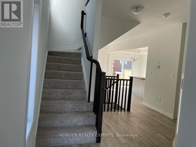 Photo - 4552 Portage Rd