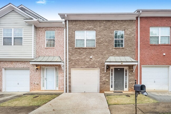 Building Photo - 5023 Lower Elm St