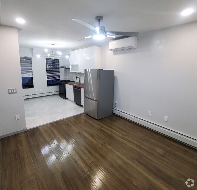 Building Photo - 232 1st St Rental
