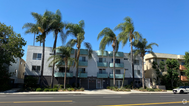 Building Photo - 14615 Burbank Blvd Unit 202A Rental