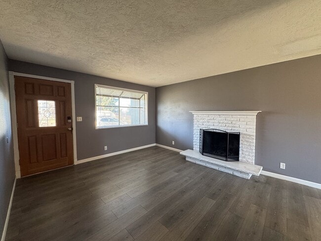 Photo - 3 Bedroom 1 Bath in Churchill Neighborhood