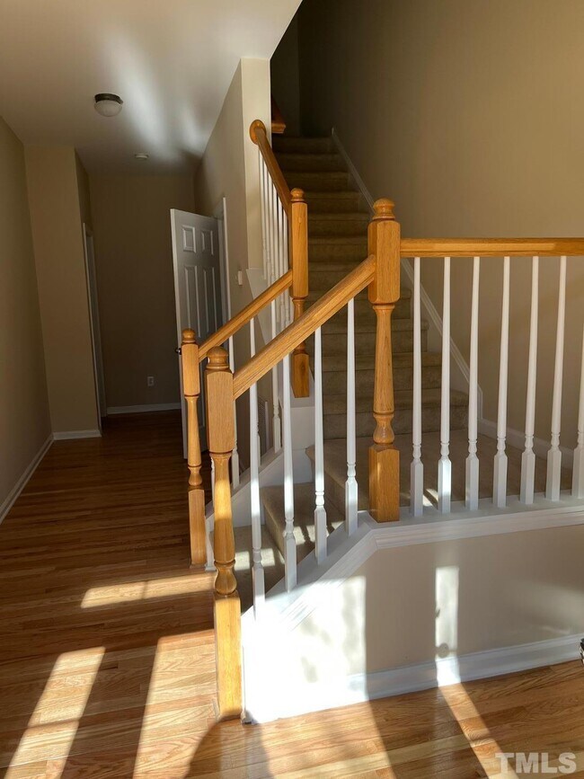 240 Linden Park Ln Townhome Townhome Rental in Cary NC