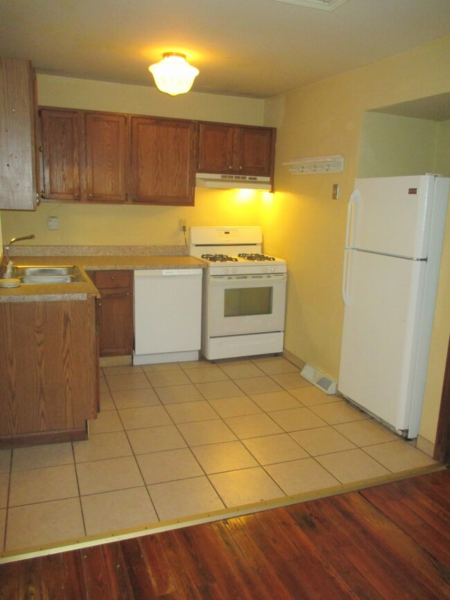 1436 S 3rd St Apartment For Rent in Louisville, KY | ForRent.com