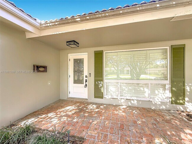 Photo - 2533 NE 21st Terrace