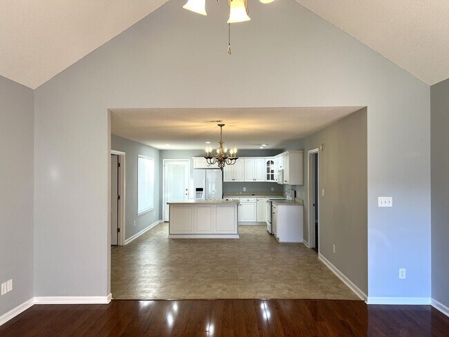 Photo - Absolutely Adorable Home Near Lake Joy Elementary