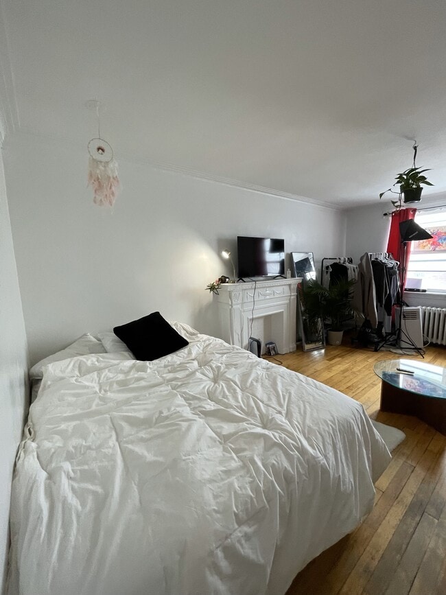 Photo - 600 Laurier Ave W Unit 17