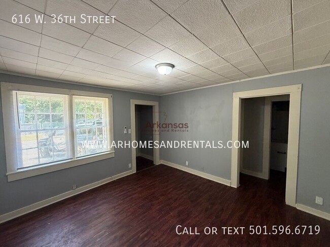 Photo - 616 W 36th St