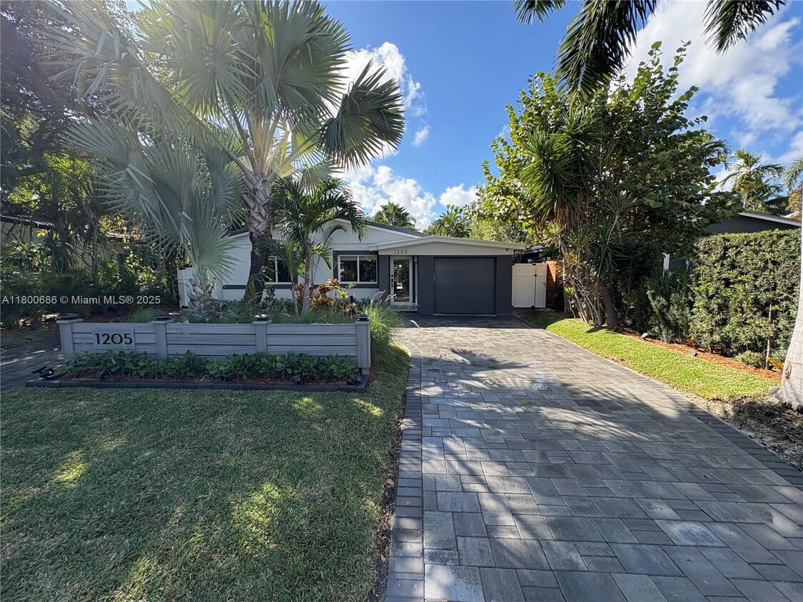 Photo - 1205 NE 17th Ter (Fort Lauderdale, FL)