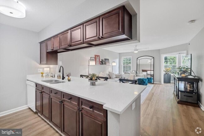 Building Photo - 3315 Wyndham Cir Unit 1225 Rental