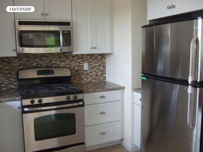 Photo - 116 S Midway Rd