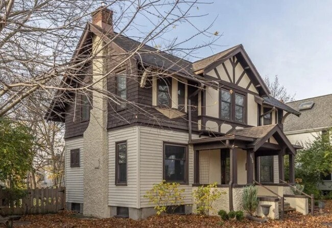 Building Photo - 1132 Michigan-1132MICH