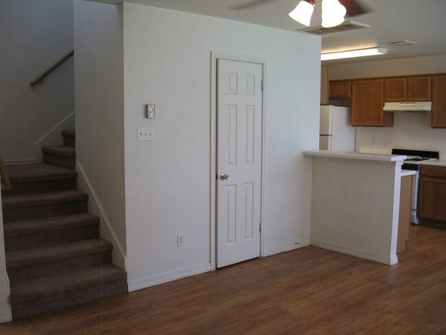 Photo - 8511 Apple Carrie Cove Unidad B