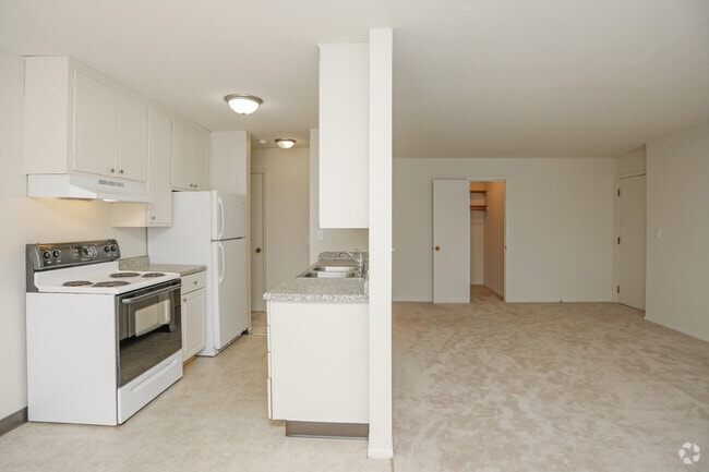 2BR, 1BA - 862 SF