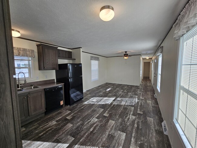 Photo - 54 Mapledale Acres