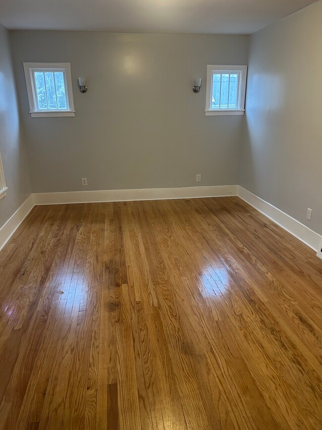 Photo - 126 Woodruff Ave Unit 2