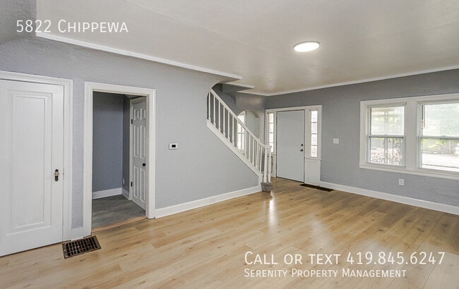 Photo - 5822 Chippewa-