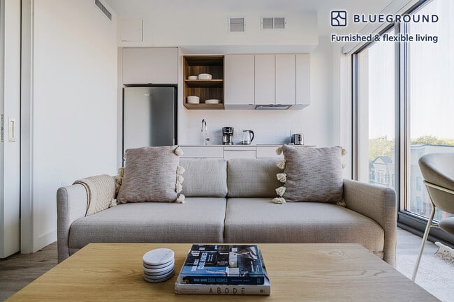 Photo - 1 Florida Ave NE Unidad FL4-ID958