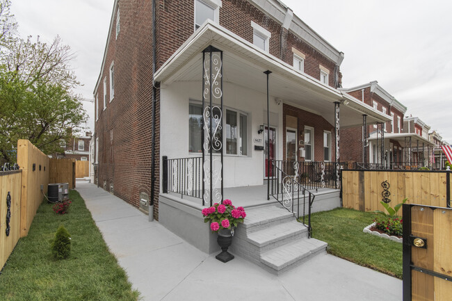 Photo - 6637 Hegerman St Townhome