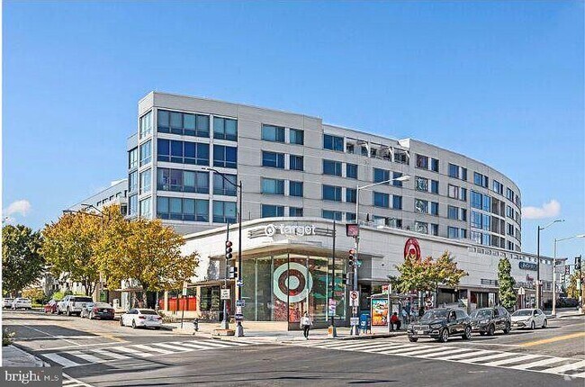 Building Photo - 4101 Albemarle St NW Unit 306 Rental